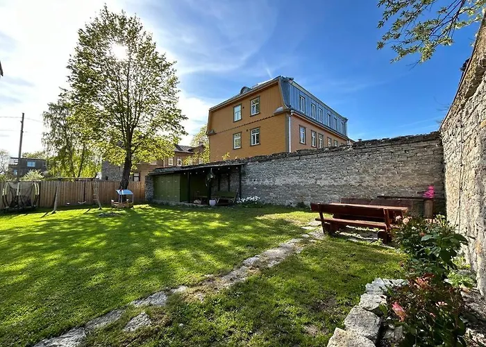 Garden Next To Telliskivi & Old Town
