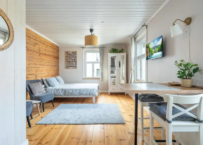 Garden Next To Telliskivi & Old Town Apartamento Tallin